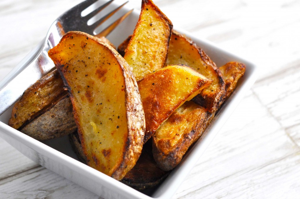 Ovenbaked potato wedges. The yummiest potatoes baked in the oven