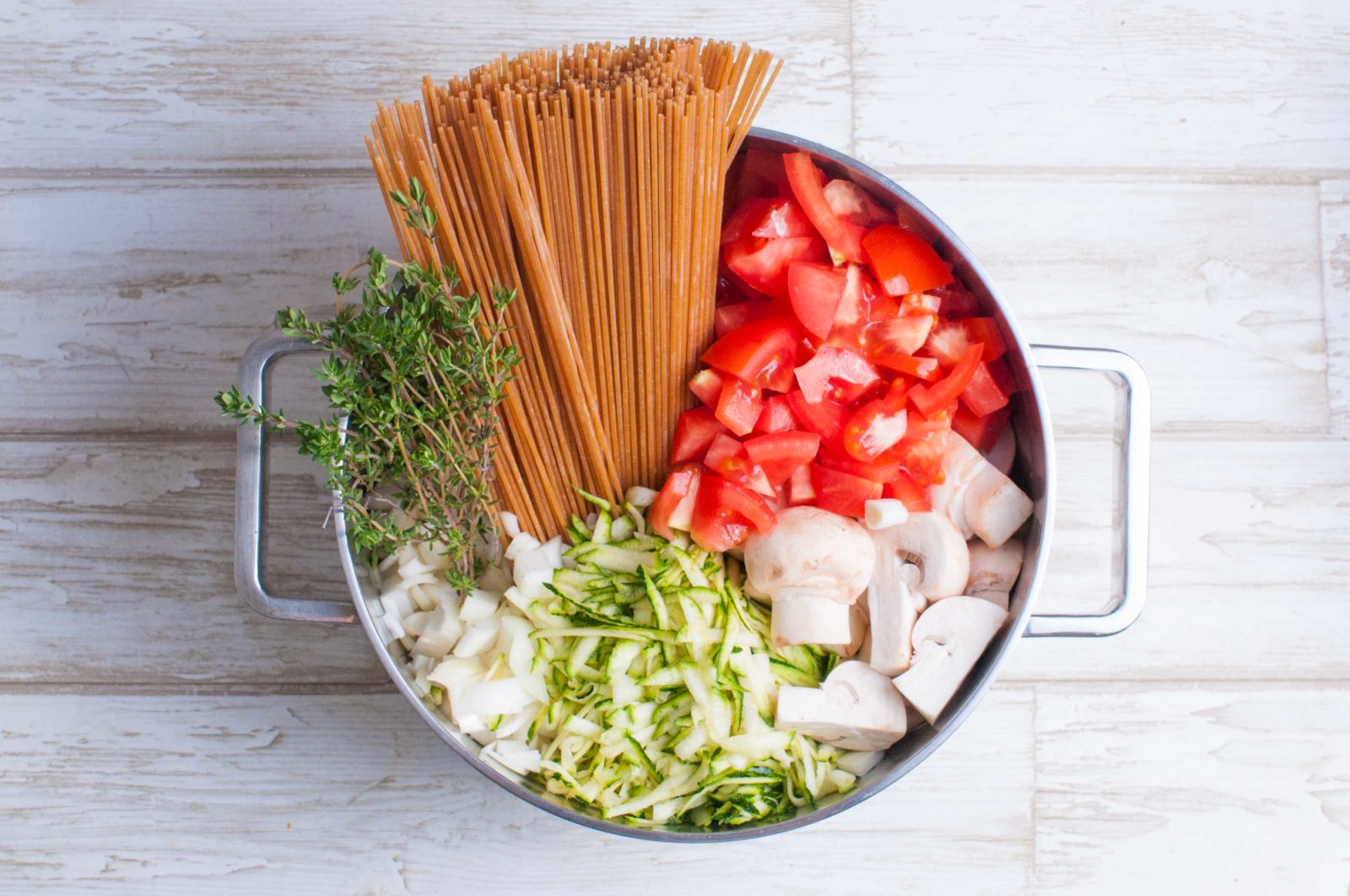 One pot pasta with chicken mince and bacon