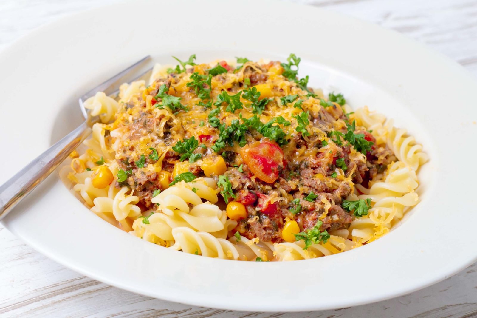 Bolognese with spinach and corn the classic with extra vegetables