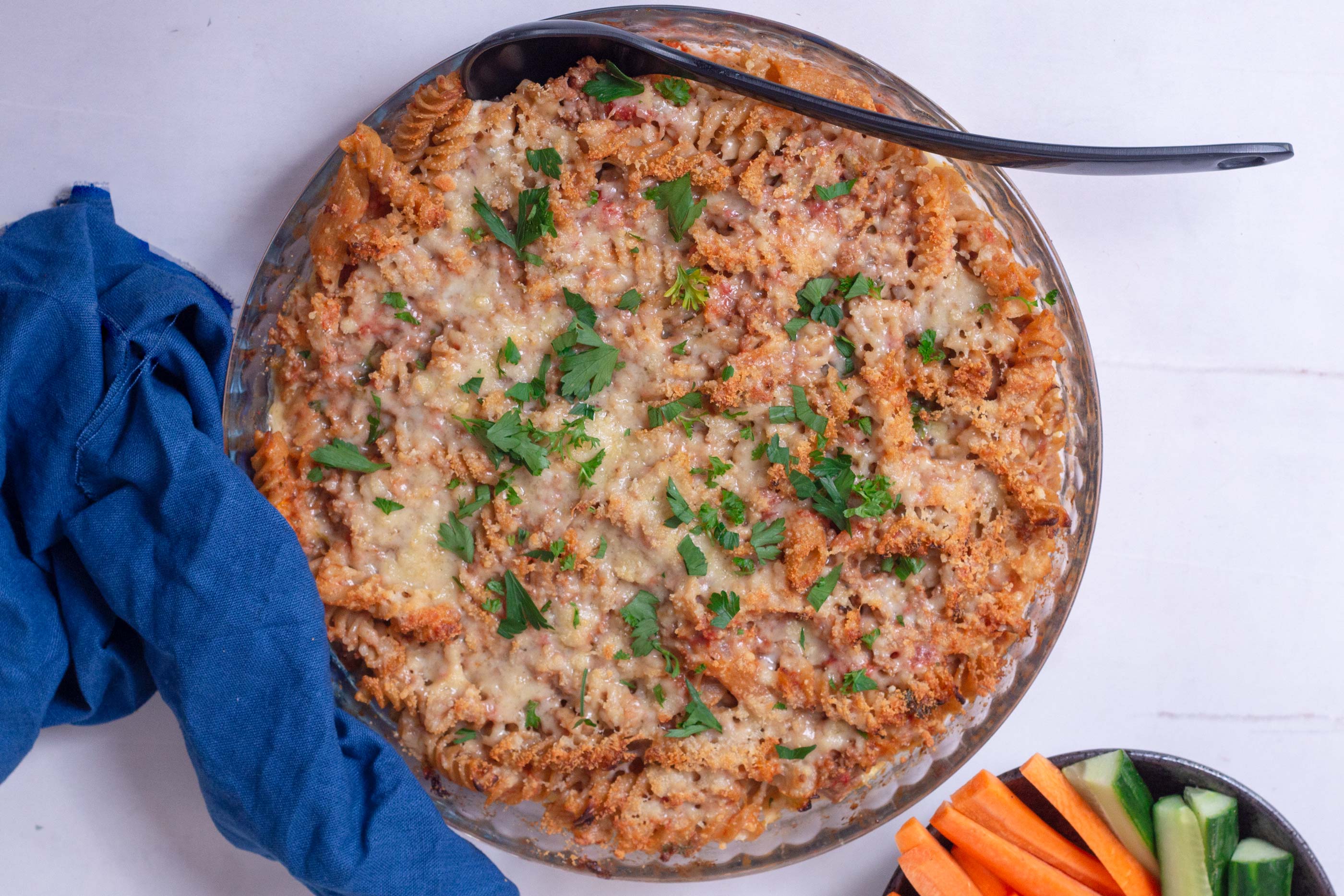 Bolognese gratin with hidden pointed cabbage - day two